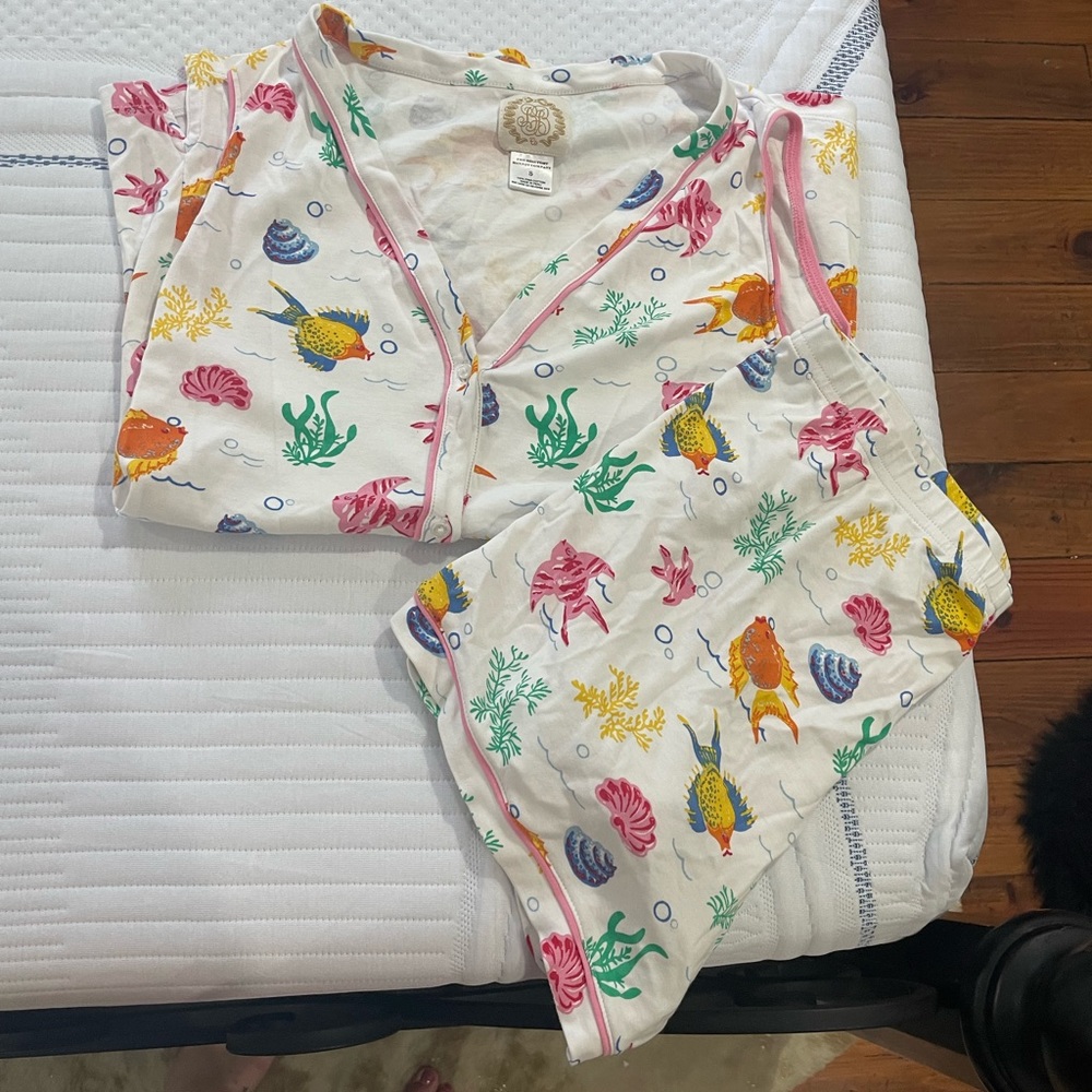 Fripp fishes women’s TBBC pjs